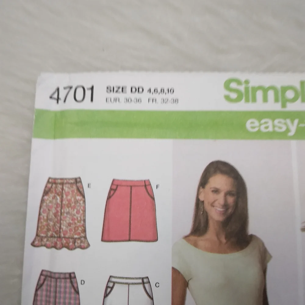 SIMPLICITY 4701 Sz 4-10 EASY TO SEW Pants, Shorts, & Skirts In 3 Lengths